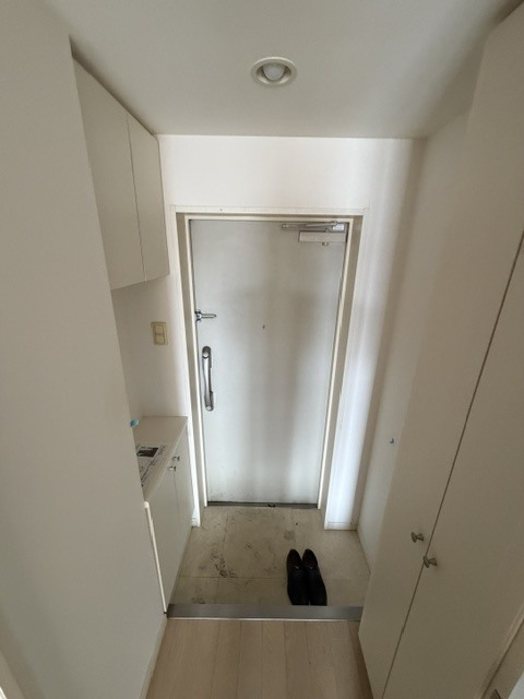 玄関　別居室の写真となります