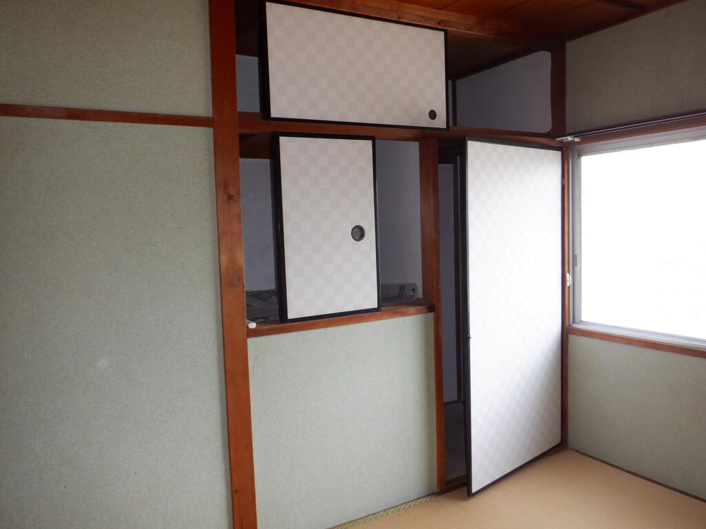 仁川うぐいす台戸建の内装写真
