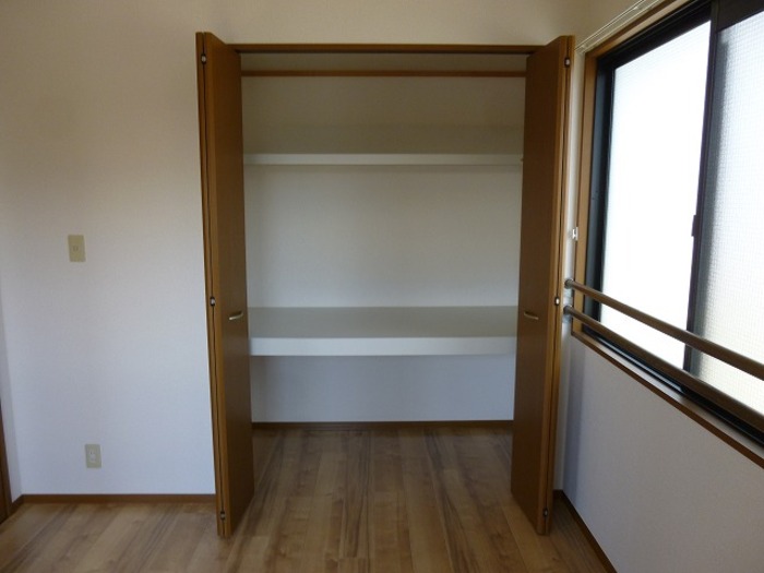 収納　参考写真（同物件別部屋）