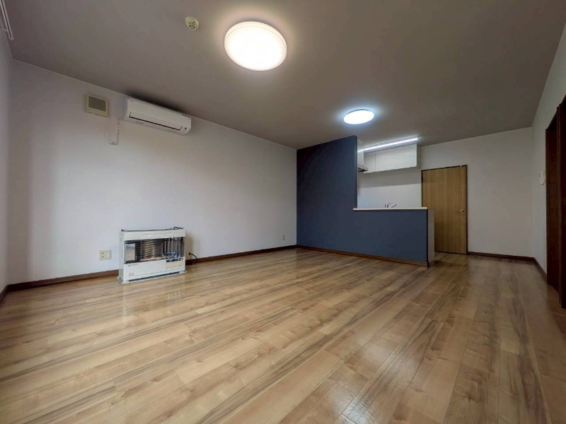 居室・リビング　広くてキレイなお部屋が広がっていて、充実した生活が送れそう。