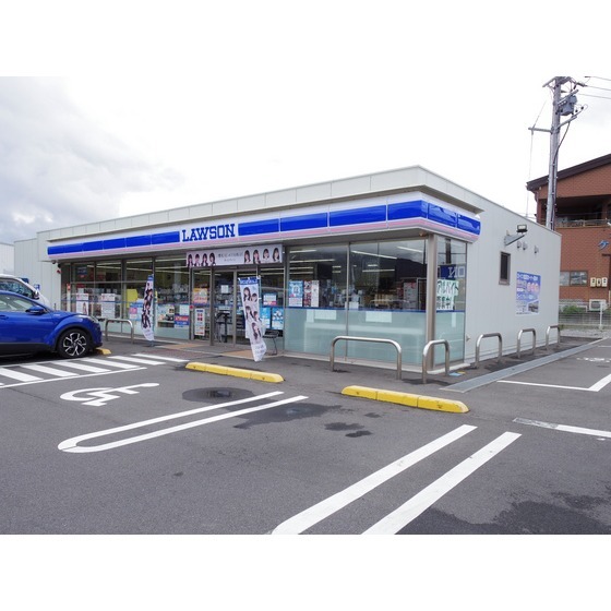 コンビニ　ローソン塩尻桟敷店（コンビニ）まで198m