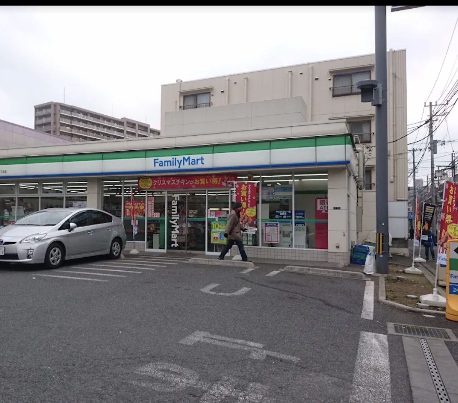 コンビニ　ファミリーマート浮間一丁目店（コンビニ）まで374m