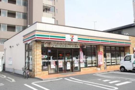 コンビニ　セブンイレブン大田区西糀谷1丁目店（コンビニ）まで310m