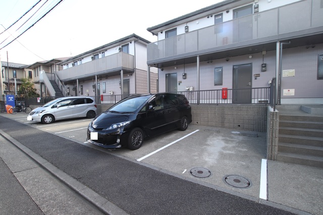 駐車場　駐車場（要空き確認）