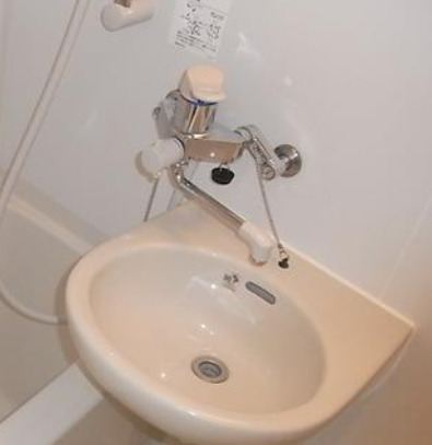 洗面設備　※別部屋の参考写真です。