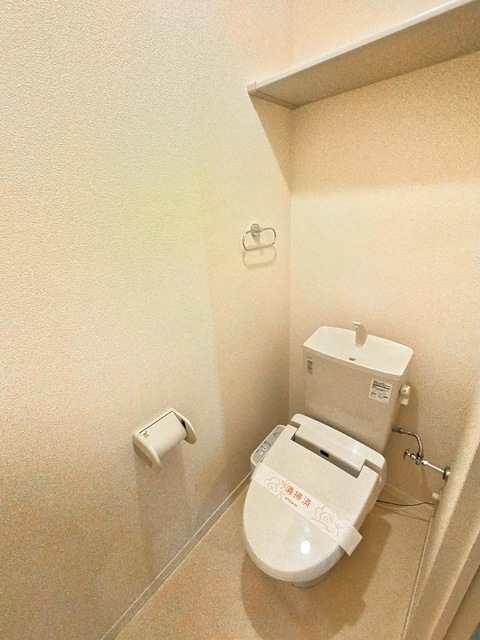 トイレ　温水洗浄便座