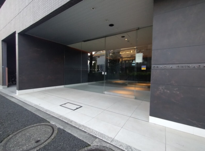 エントランス　クレイシア品川戸越銀座