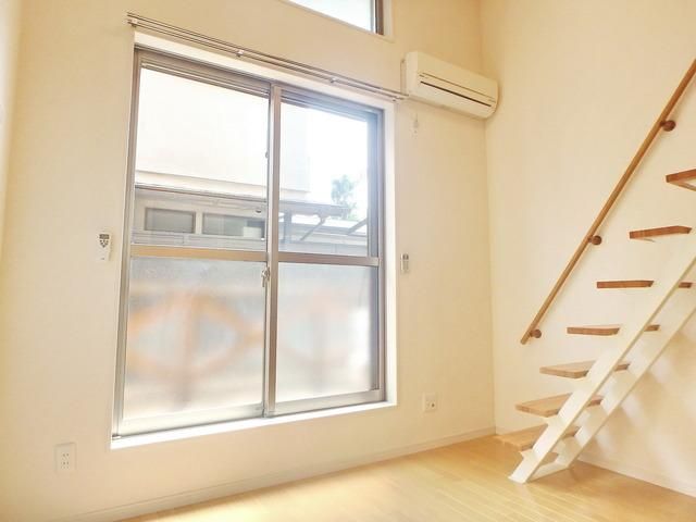 居室・リビング　★明るい居室空間★