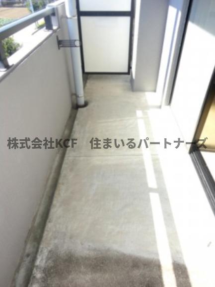 バルコニー　バルコニーからの眺めを楽しみながら食事をしませんか