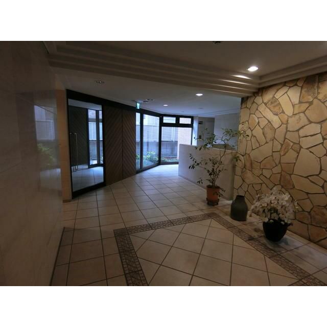 エントランス　エントランス