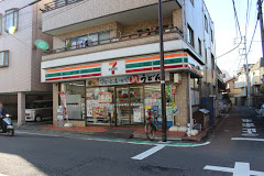 コンビニ　セブンイレブン 笹塚店（コンビニ）まで174m