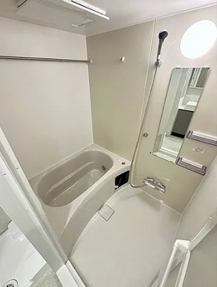 バス・シャワールーム　別タイプ部屋　参考写真です