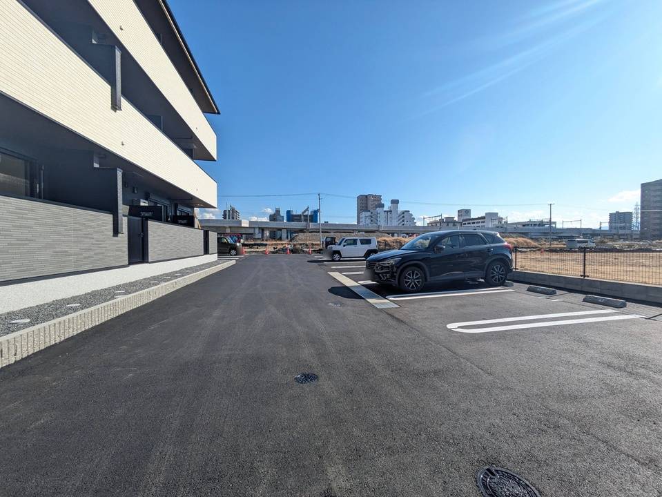 駐車場　駐車場