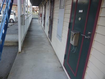 山陽電鉄本線 白浜の宮駅 徒歩11分 2階建 築32年の玄関写真