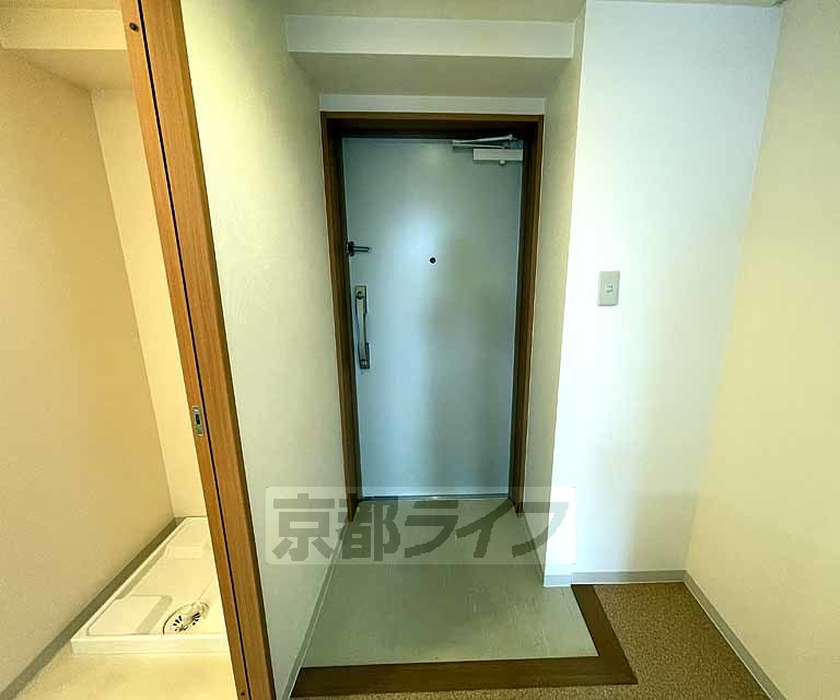 玄関　大きな段差がありません
