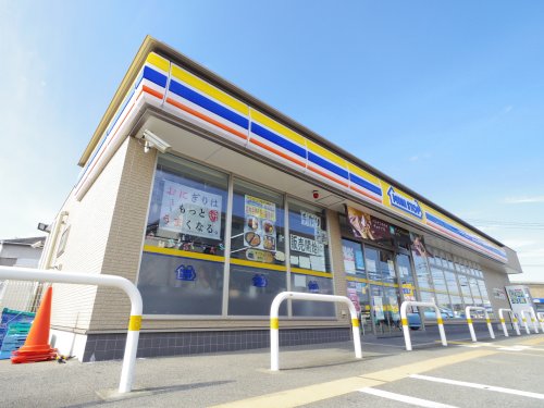 コンビニ　ミニストップ 桜井三輪店（コンビニ）まで586m