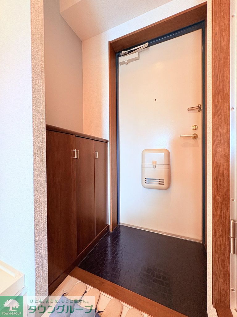 玄関　別部屋の写真です