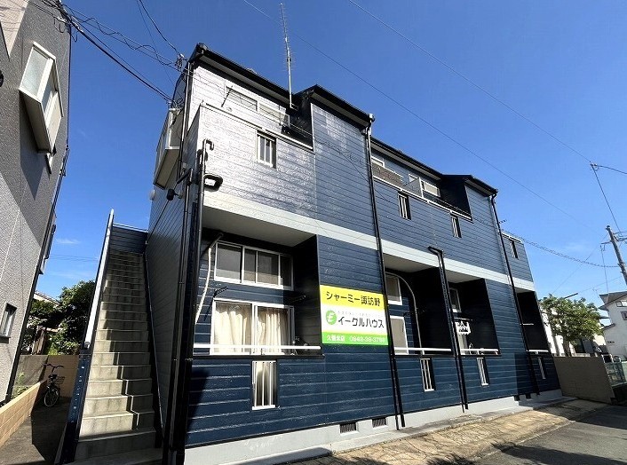 建物外観　外観は落ち着いています