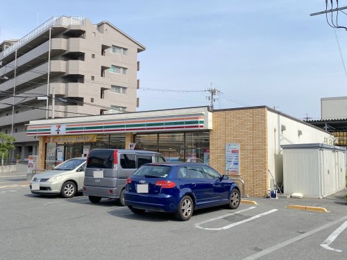 コンビニ　セブンイレブン 堺出雲大社前店（コンビニ）まで518m