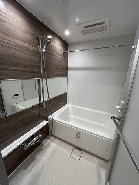 バス・シャワールーム　別部屋参考写真