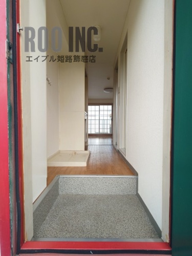 セレッソ壱番館の玄関写真