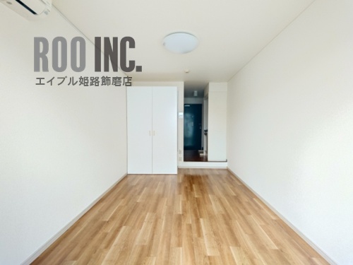 セレッソ壱番館の居間写真