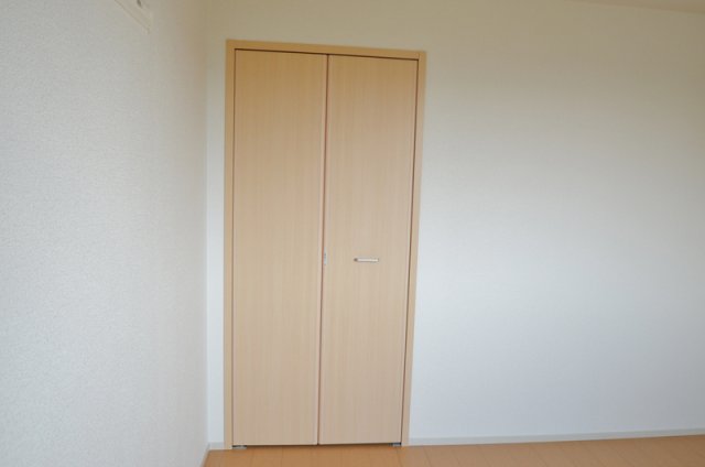 バルコニー　収納