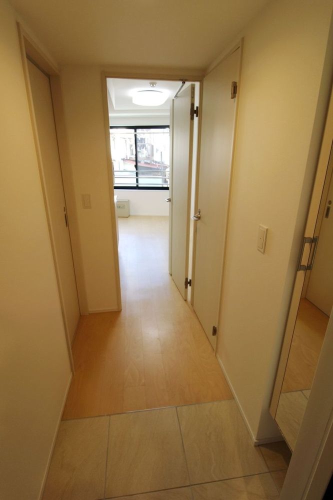玄関　（別タイプ参考写真）レピュア板橋本町レジデンス　板橋区清水町