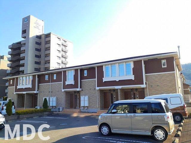 ＪＲ徳島線 徳島駅 バス乗車時間：20分 最寄りバス停で下車 徒歩2分 築13年