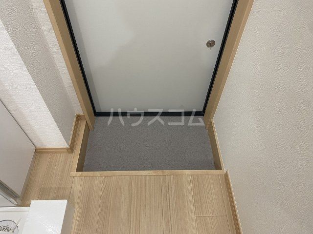 アルファ行徳の玄関写真