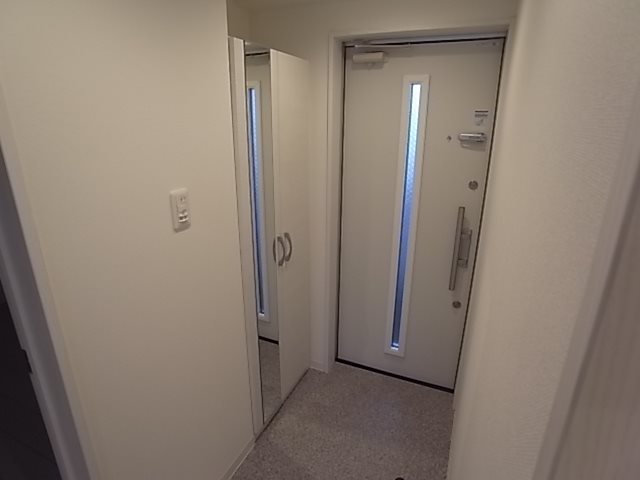 サンクラッソ塚口の玄関写真