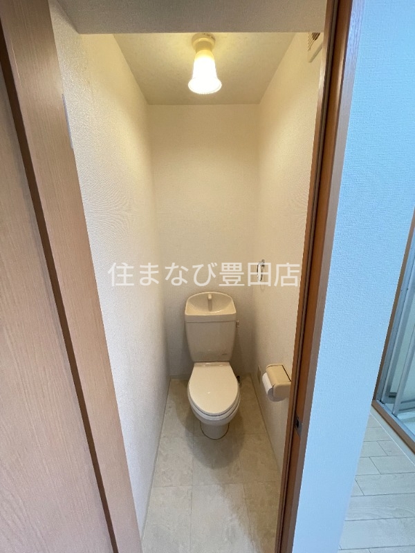トイレ　同型別部屋写真
