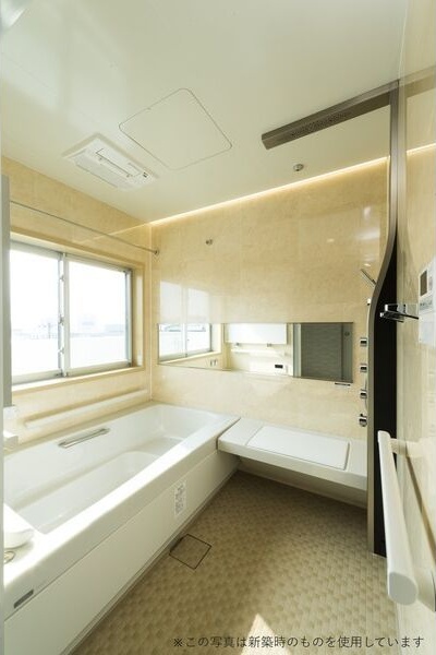 地下鉄鶴舞線 荒畑駅 徒歩10分 5階建 築11年の風呂写真