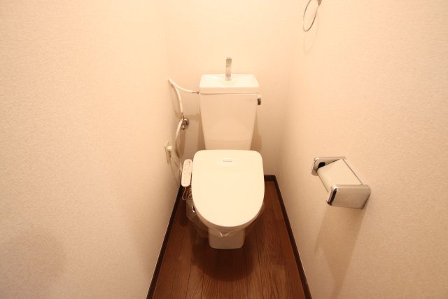 トイレ　別室の参考写真です。※現況優先