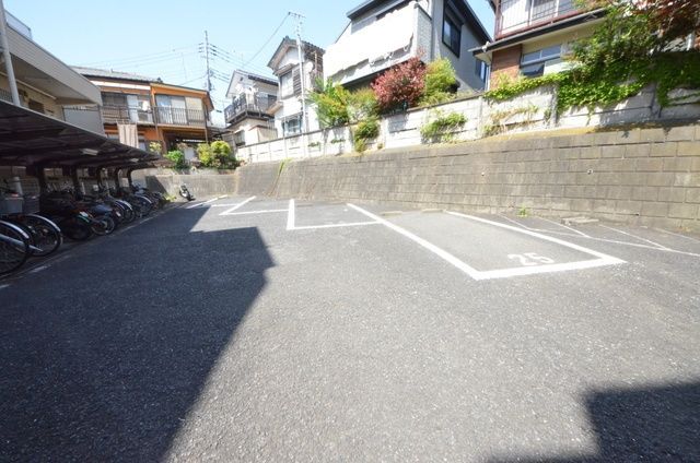 駐車場　☆駐車場☆
