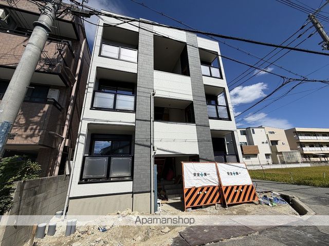 地下鉄御堂筋線 江坂駅 徒歩12分 築1年