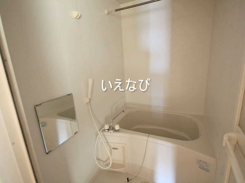 ＪＲ宇野線 備前西市駅 徒歩27分 3階建 築18年の風呂写真