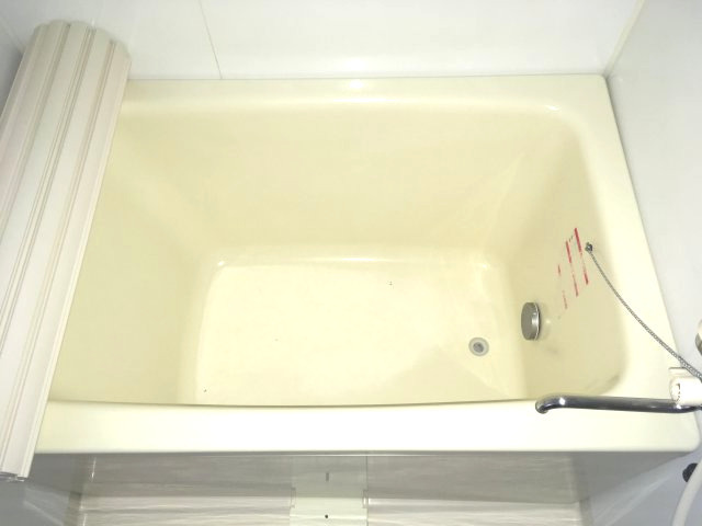 バス・シャワールーム　お風呂です