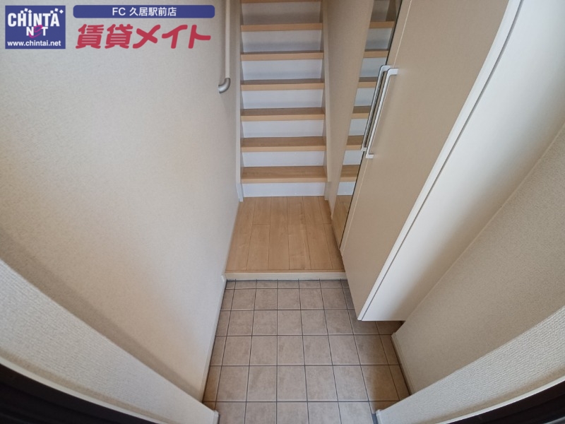 玄関　同型タイプ画像