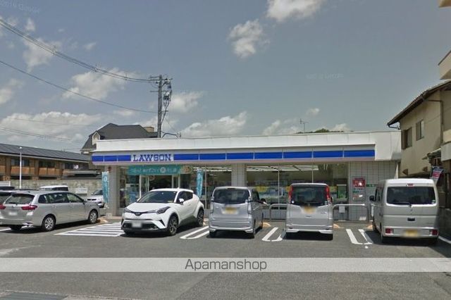 コンビニ　ローソン（コンビニ）まで977m