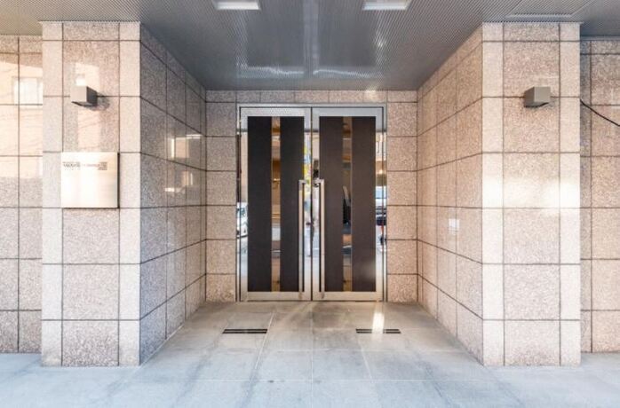 ＪＲ中央線 御茶ノ水駅 徒歩6分 11階建 築19年の外観写真