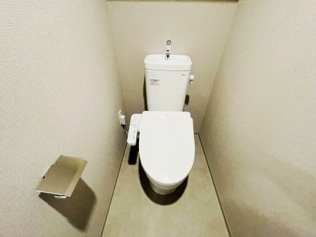 トイレ　写真は同タイプ住居です。