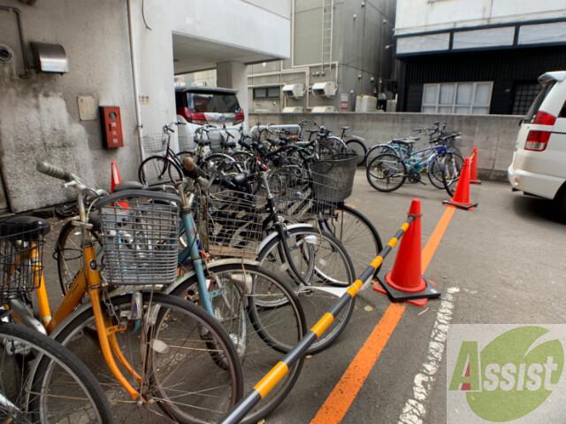 地下鉄南北線 北１２条駅 徒歩2分 7階建 築42年の外観写真
