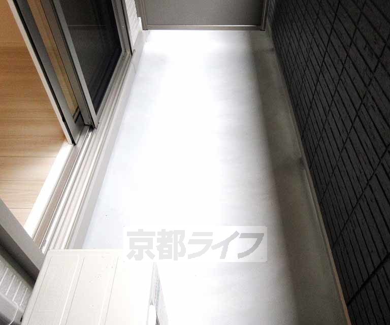 バルコニー　広いバルコニーです