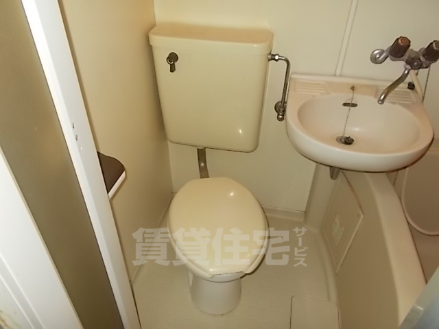 【高槻市明野町のマンションのトイレ】