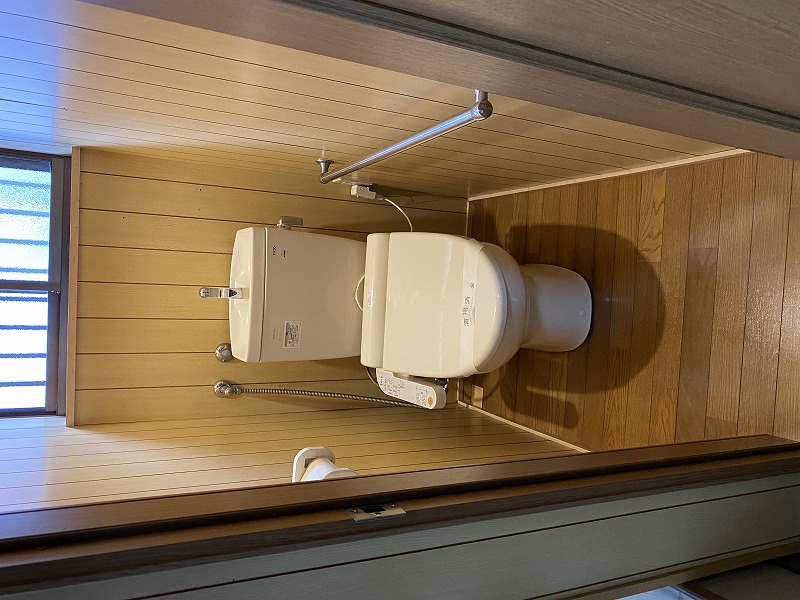 ＪＲ阪和線 北信太駅 徒歩9分 2階建 築55年のトイレ写真