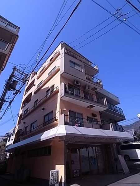 村川商店ビル（中原通）の建物外観