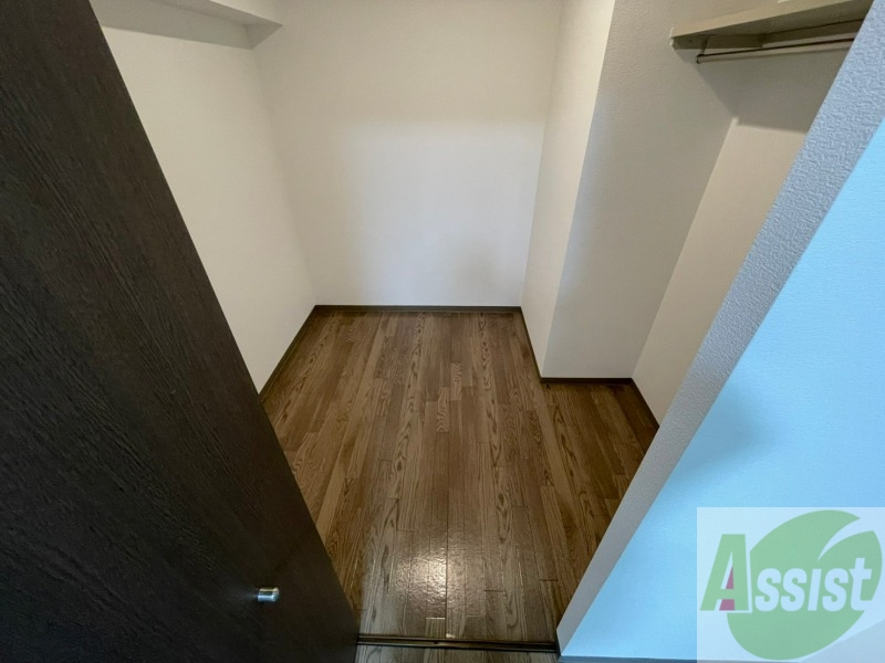 収納　クローゼットがありました。お洋服や荷物はここへ