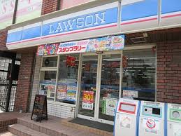 コンビニ　ローソン行田持田一丁目店（コンビニ）まで729m