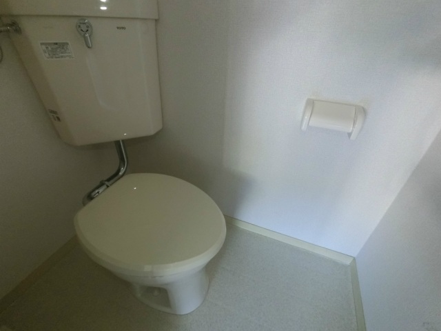 【下関市石神町のアパートのトイレ】